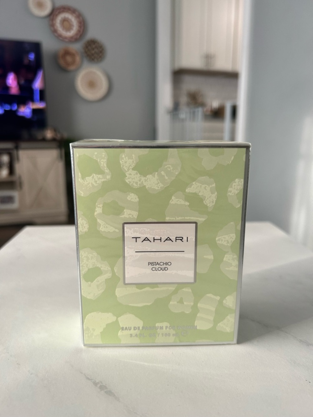 Tahari Pistachio Cloud Fragrance